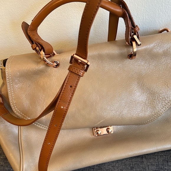 Elegant Cream Genuine Leather Handbag - Picture 9 of 11